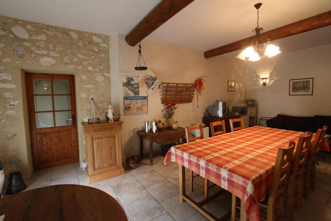 Clos De La Font Molleges Buitenkant foto